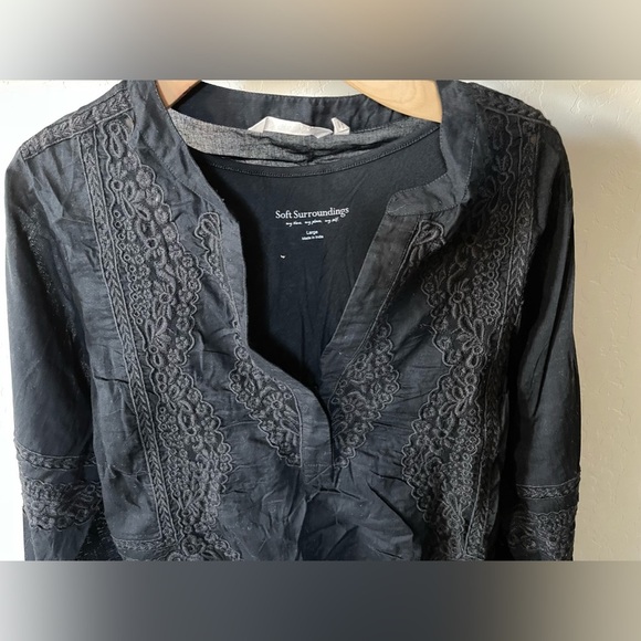 Soft Surroundings|Black Larissa Top with Black Tank built in•••Embroidered Boho - Picture 5 of 11